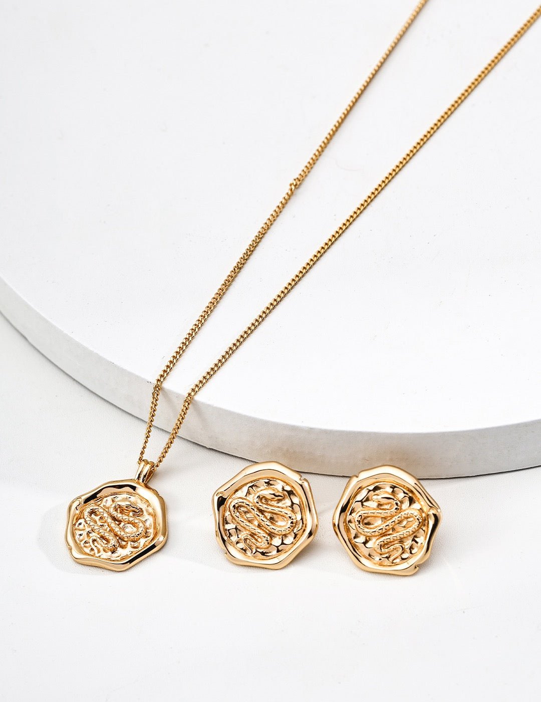 Golden Crest - Lierah