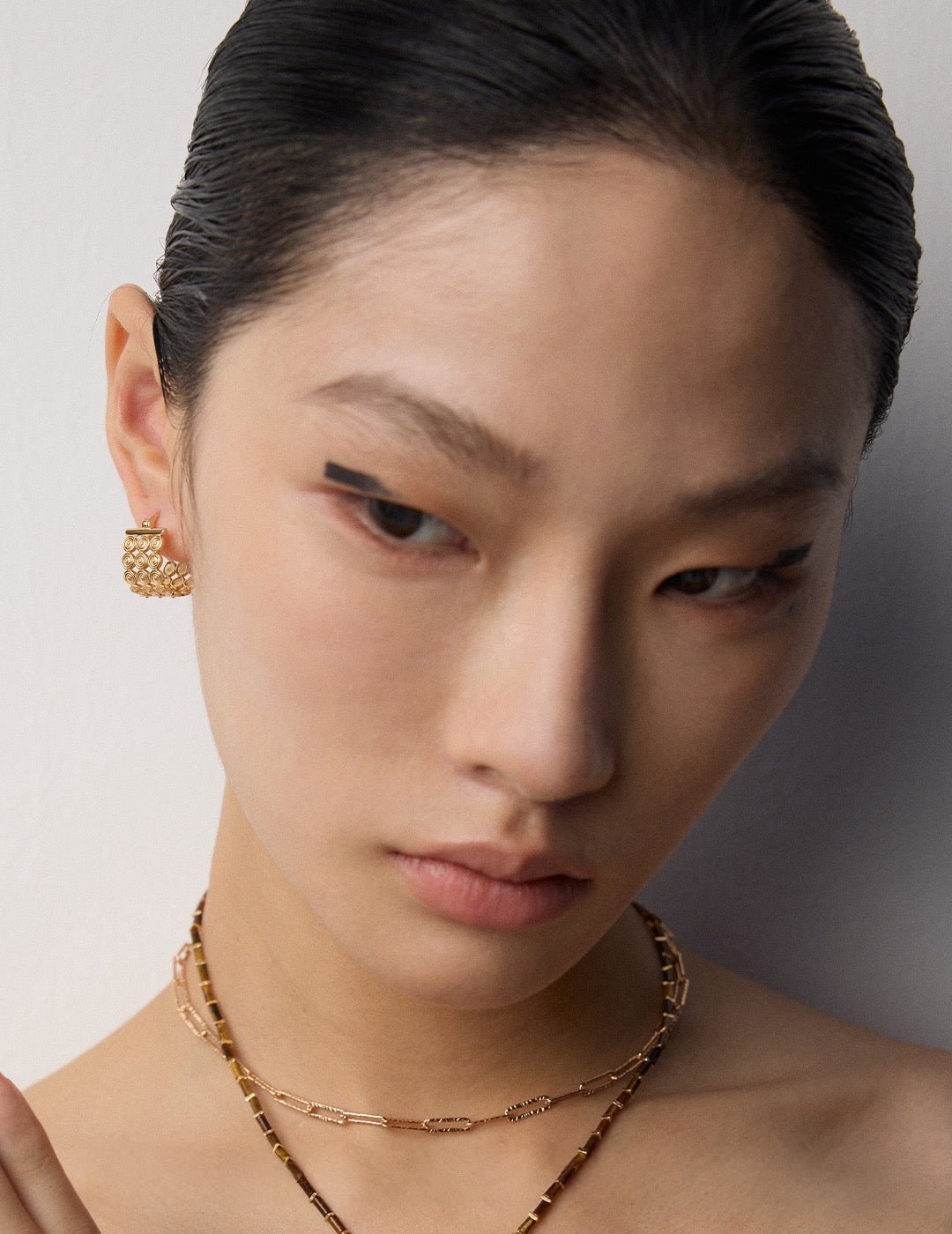 Aurelia Oval - Lierah