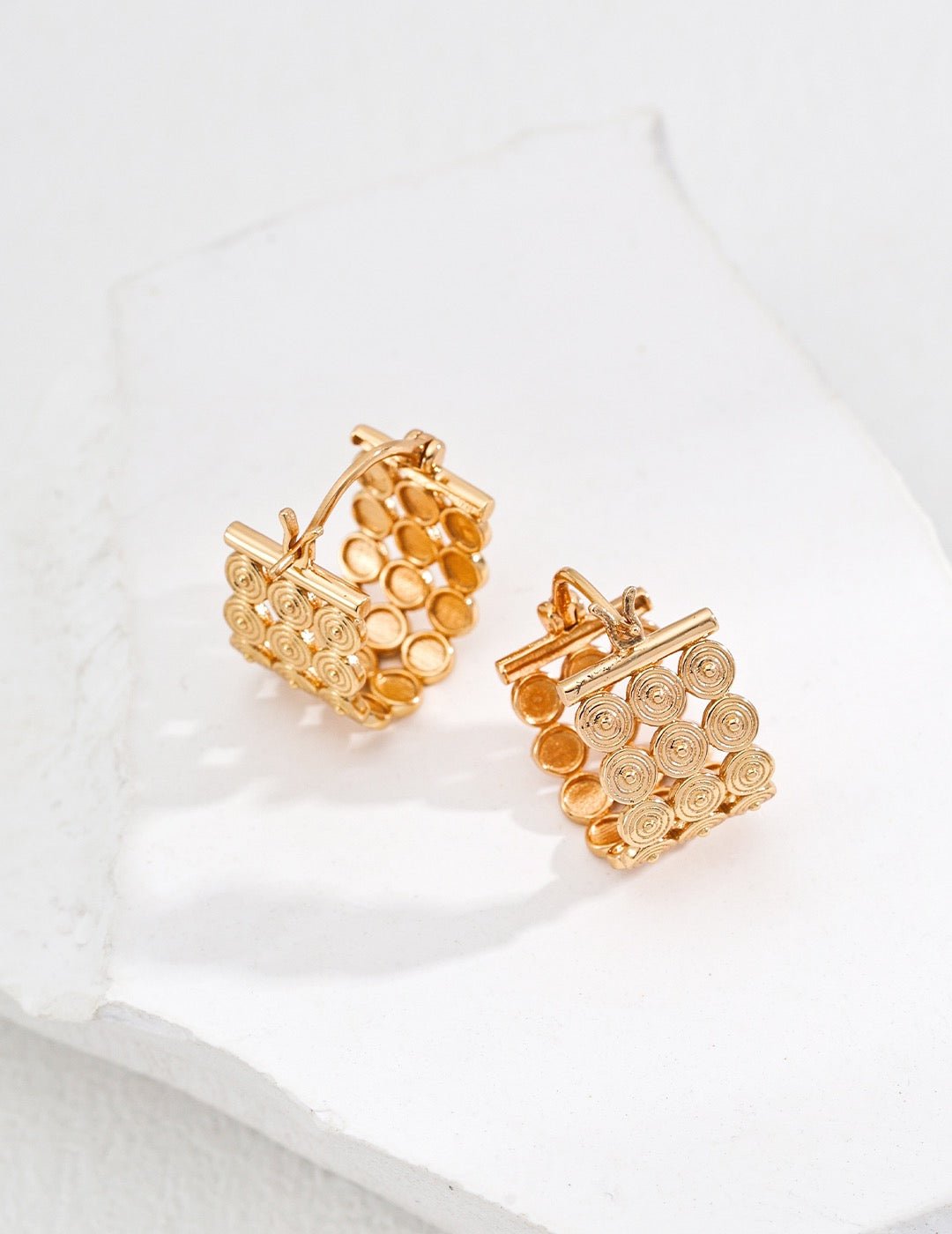 Aurelia Oval - Lierah