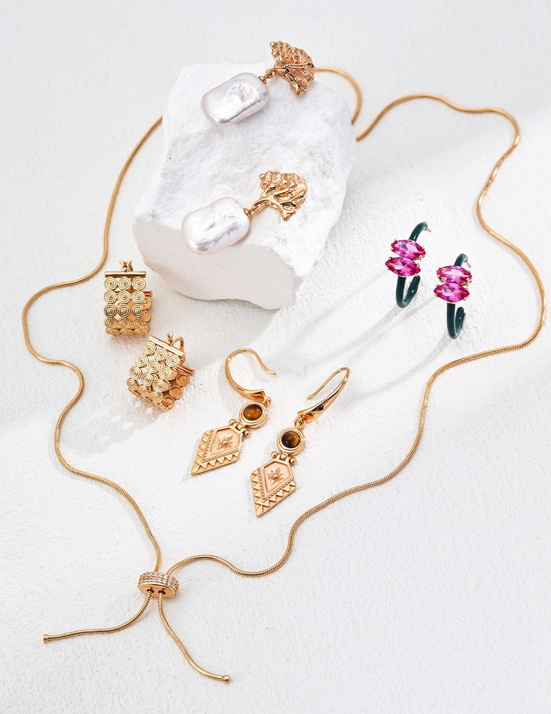 Aurelia Oval - Lierah