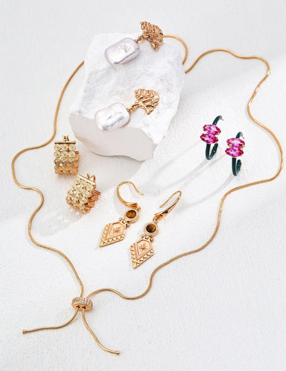 Aurelia Oval - Lierah