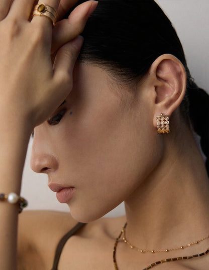 Aurelia Oval - Lierah