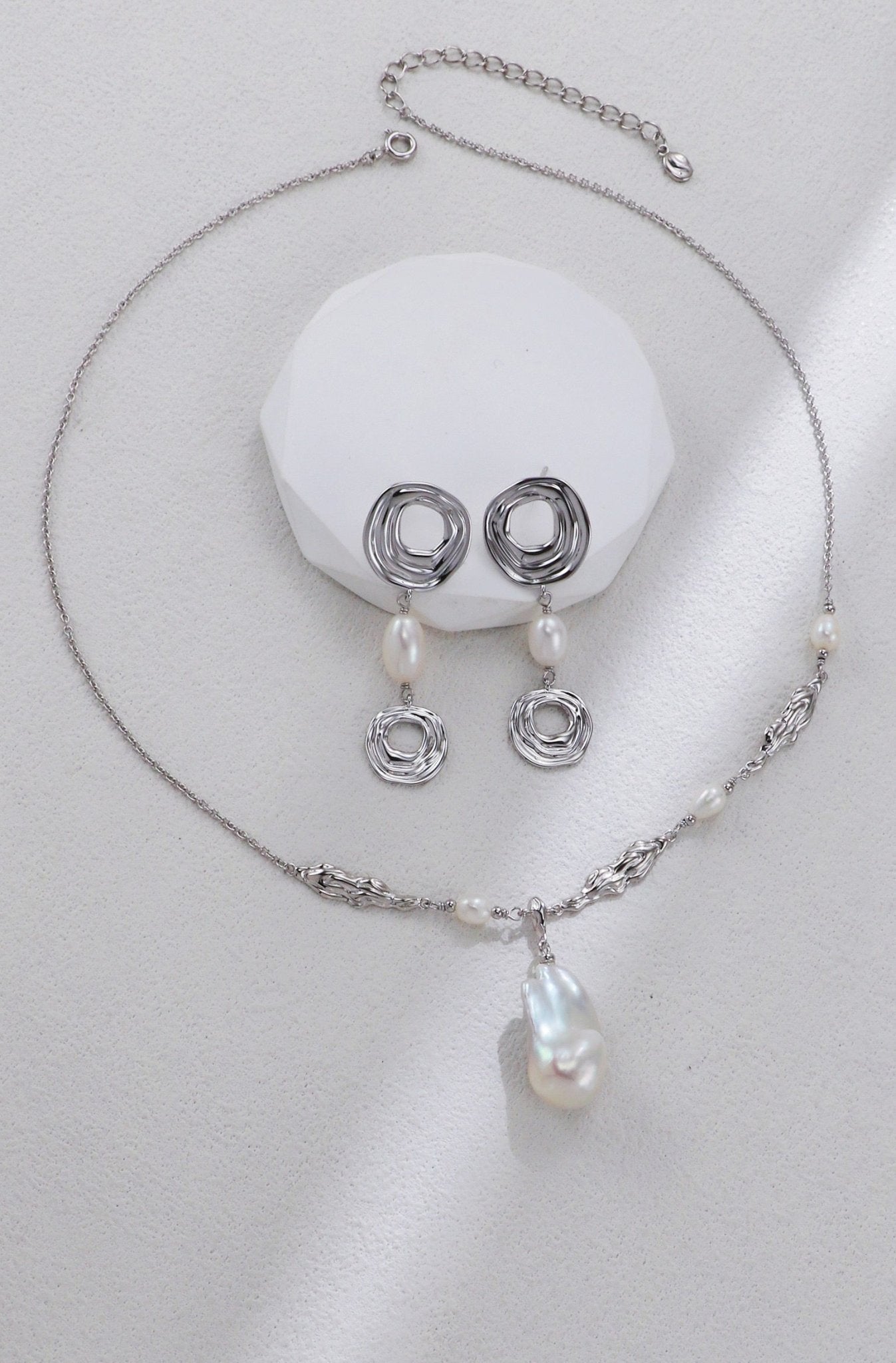 Baroque Pearl - Lierah