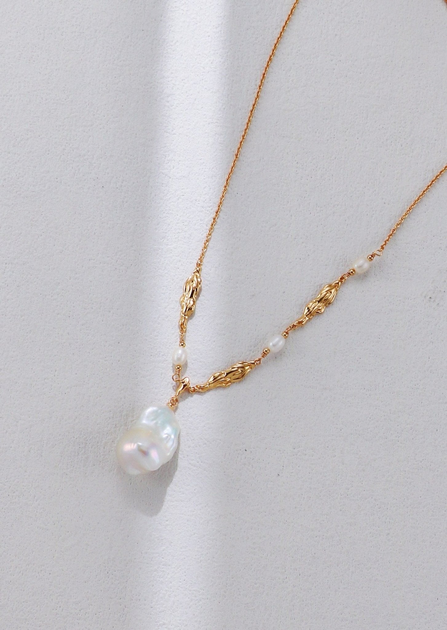 Baroque Pearl - Lierah