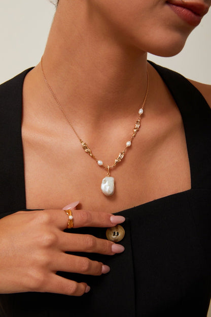 Baroque Pearl - Lierah