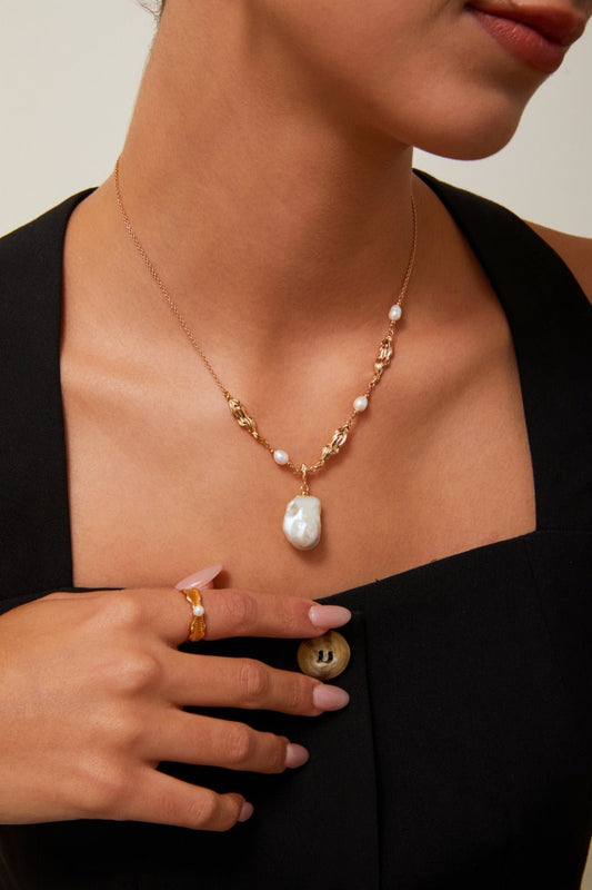 Baroque Pearl - Lierah