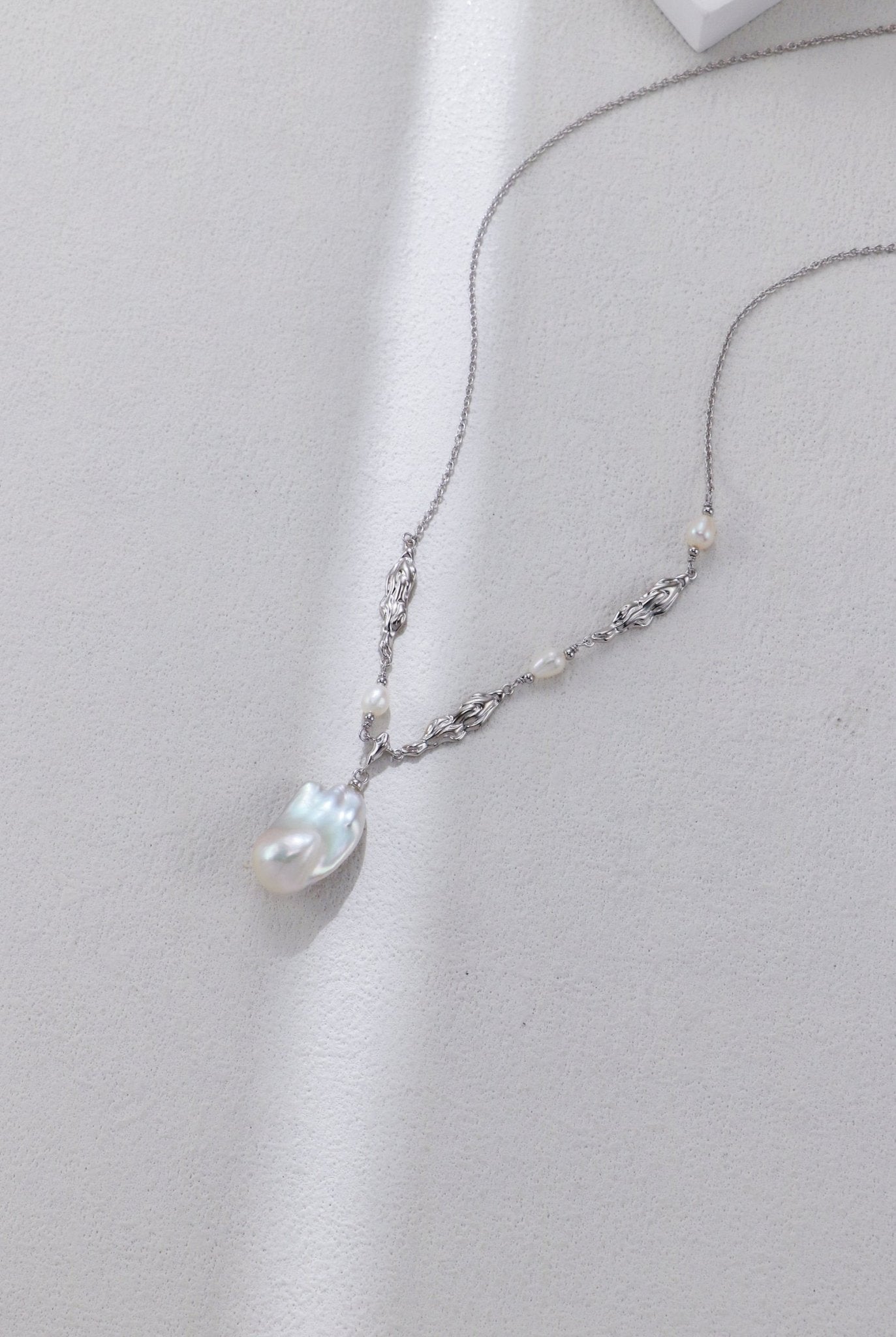 Baroque Pearl - Lierah