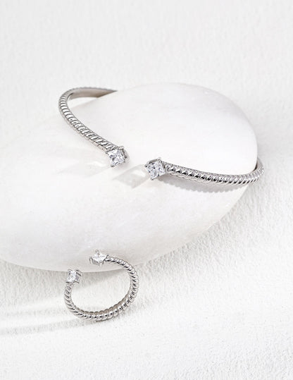 Crowned Radiance - Lierah