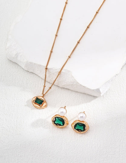 Emerald Glow - Lierah