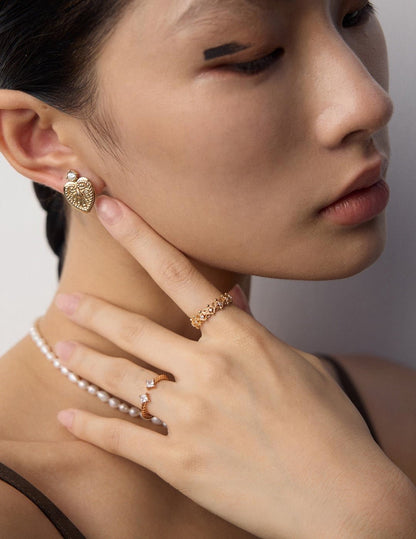 Gilded Relic - Lierah