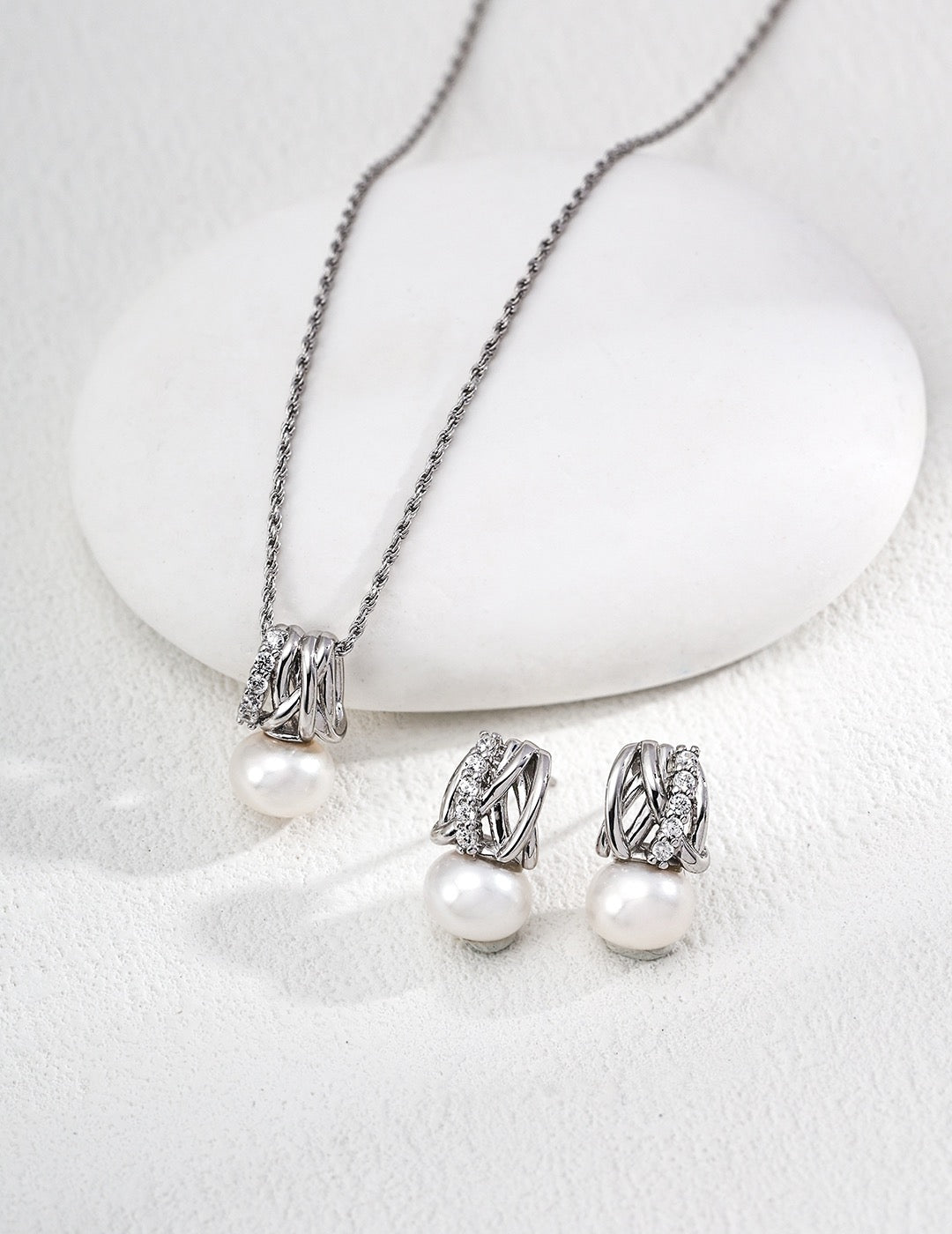 Golden Pearl Drop - Lierah