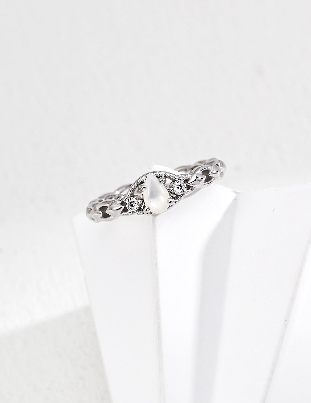 Lapis Twist - Lierah