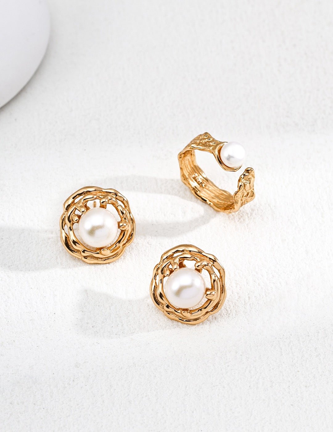 Moonlit Crest - Lierah