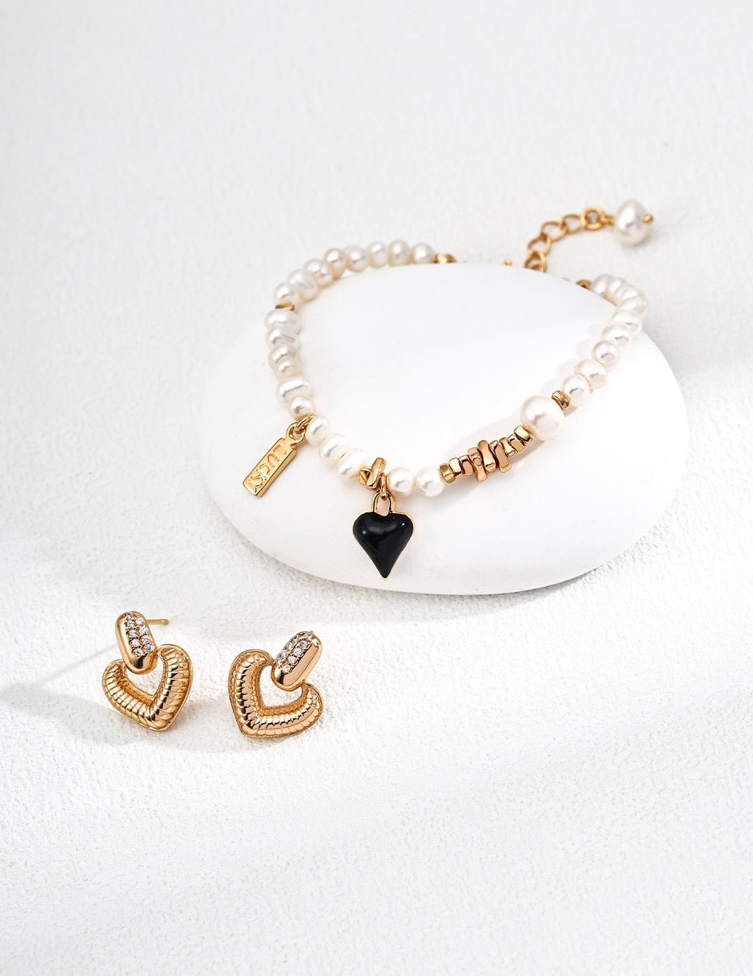 Noir Amour | Zircon Heart Earrings & Bracelet - Bracelet | Lierah