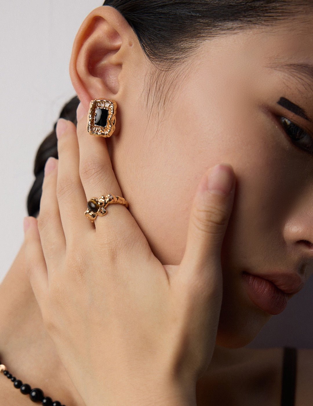 Obsidian Frame - Lierah