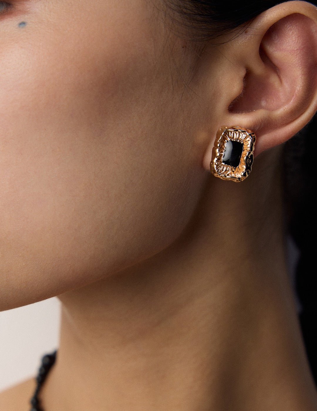 Obsidian Frame - Lierah