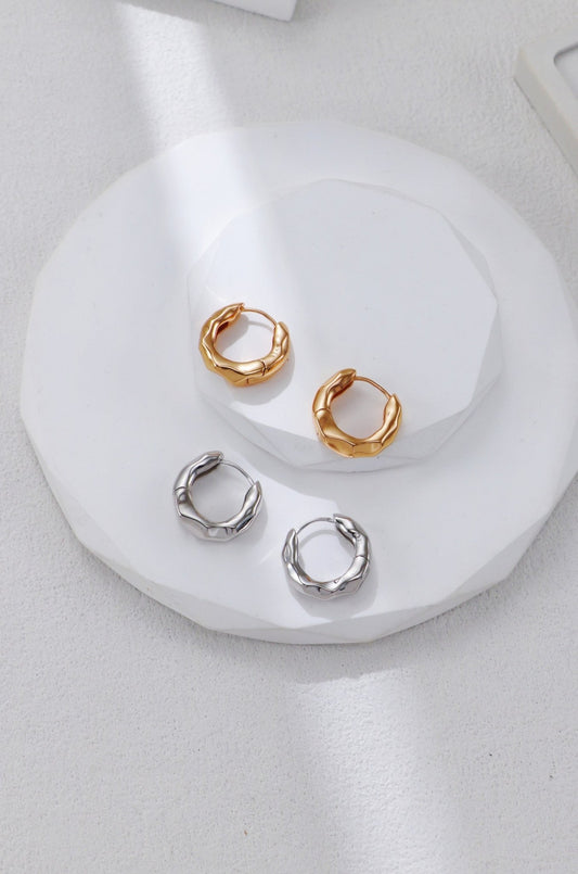 Sculpted Hoop - Lierah