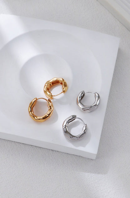 Sculpted Hoop - Lierah