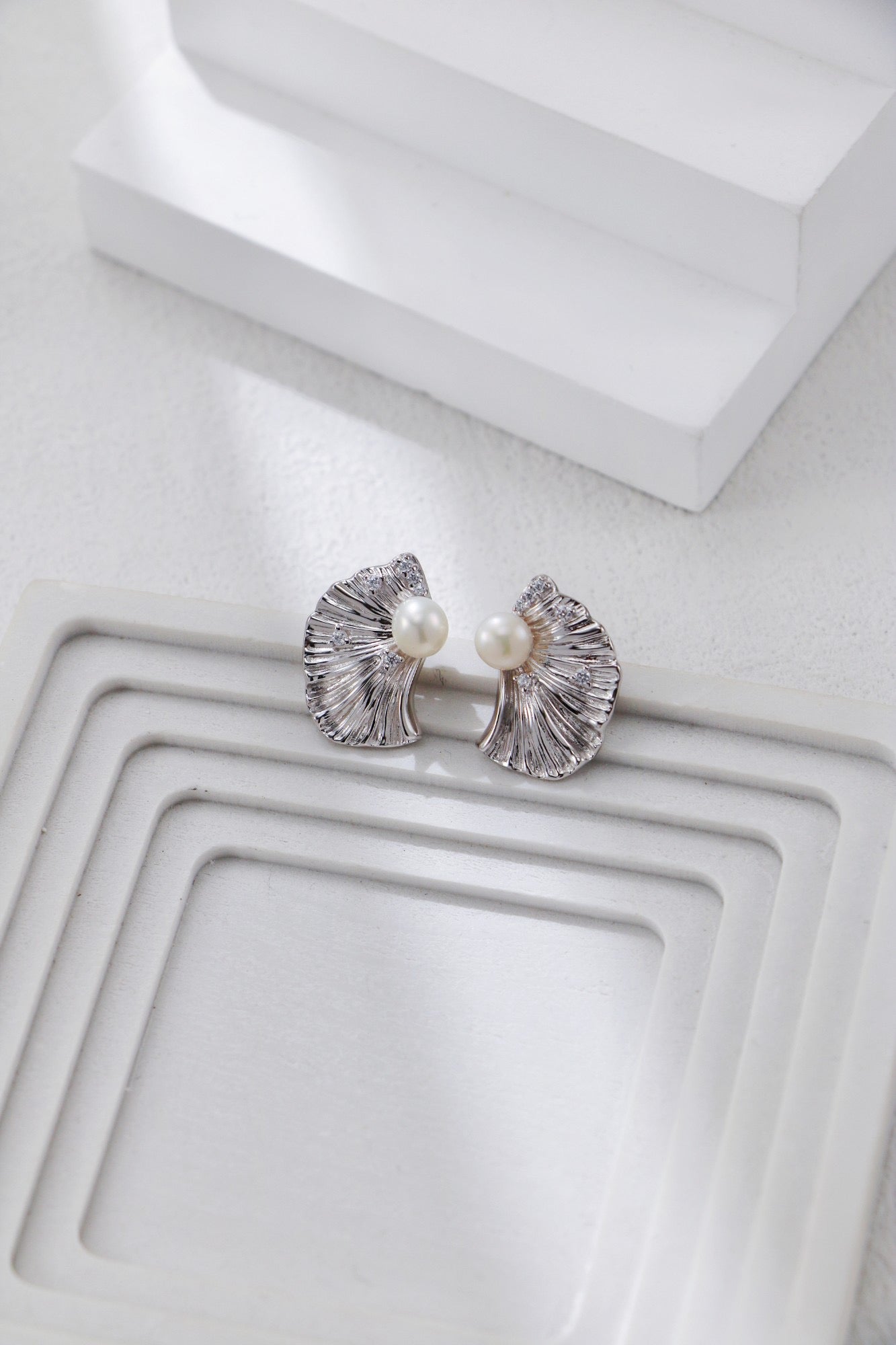 Shell Whisper - Lierah