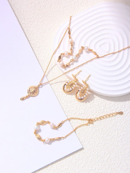 Twilight Emblem - Lierah