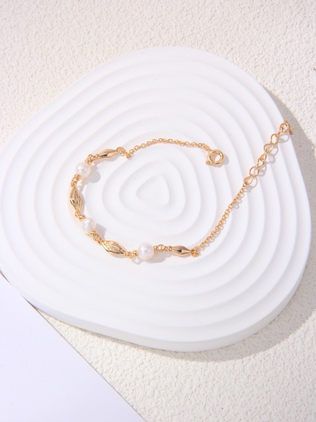 Twilight Emblem - Lierah